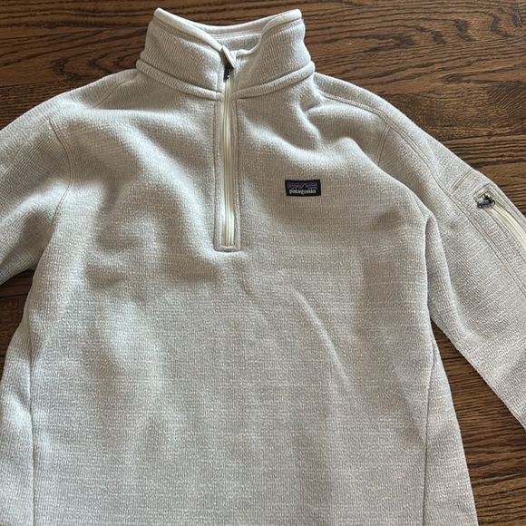 Patagonia zip up - Picture 2 of 5